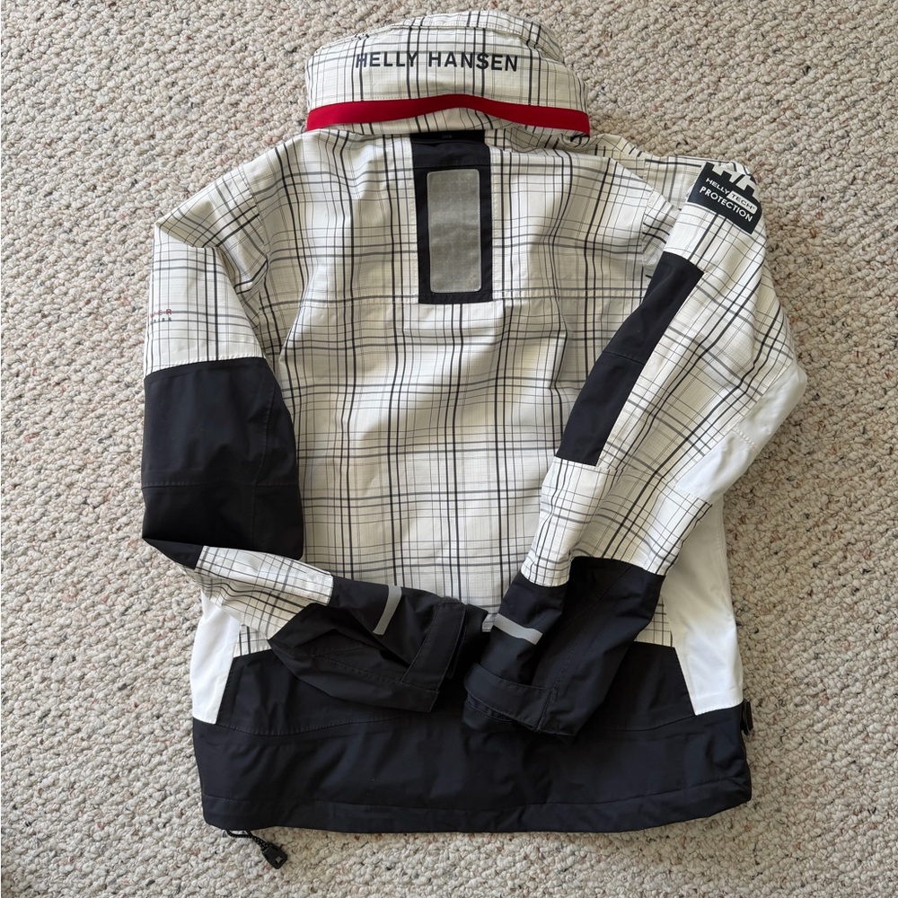 Helly Hansen Gray and Red Jacket - image 7